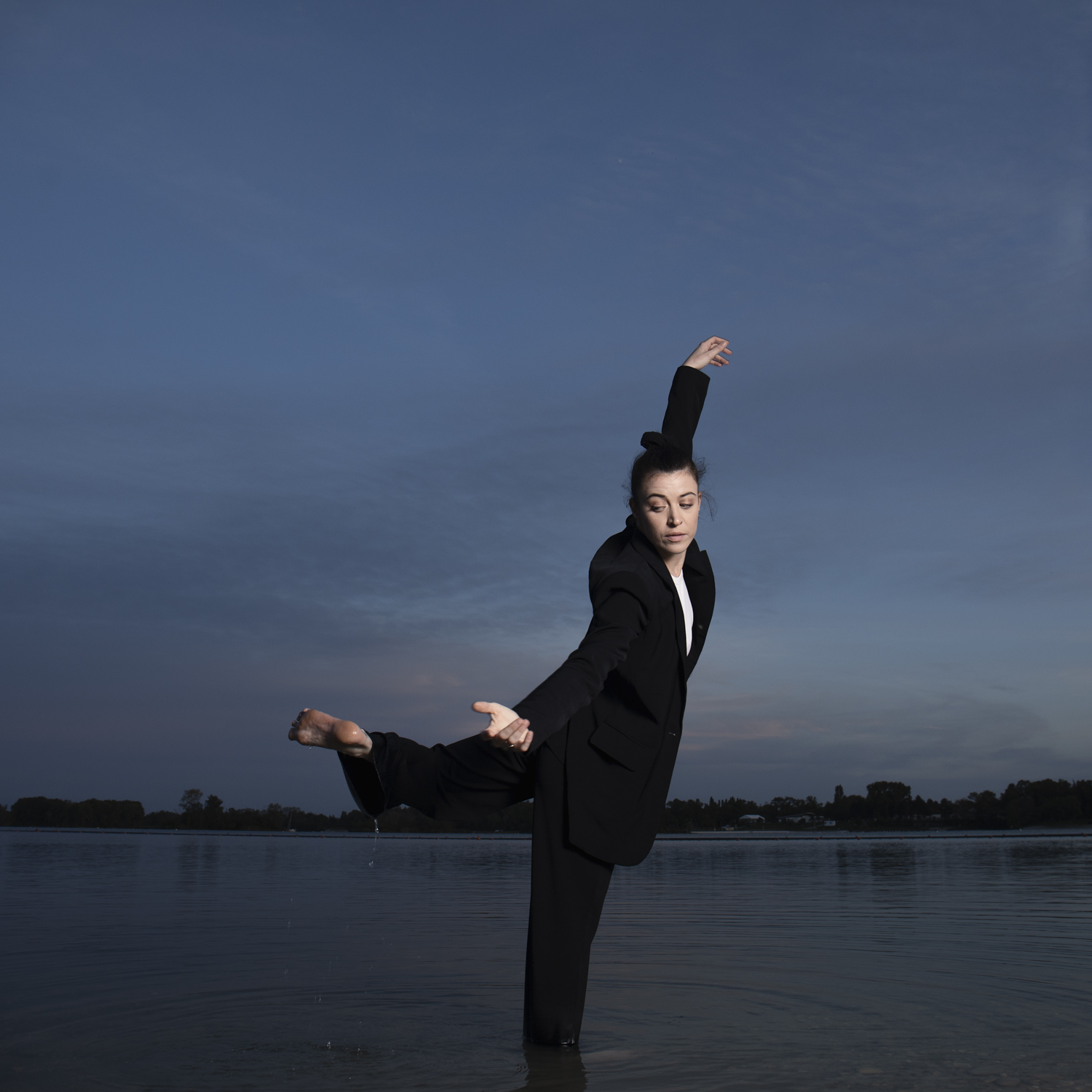 danseuse dans un lac à Lyon