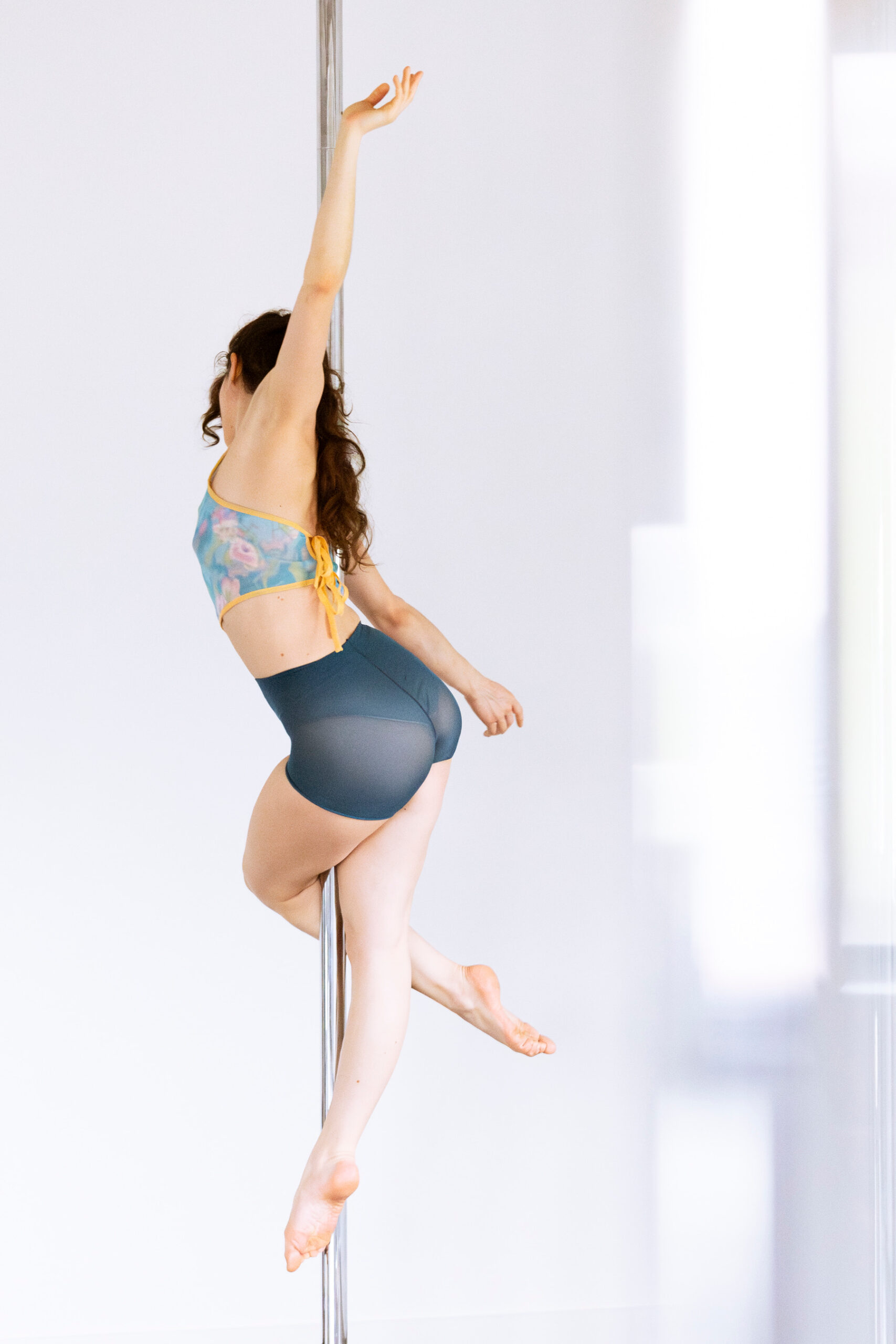 danseuse de poledance à Lyon