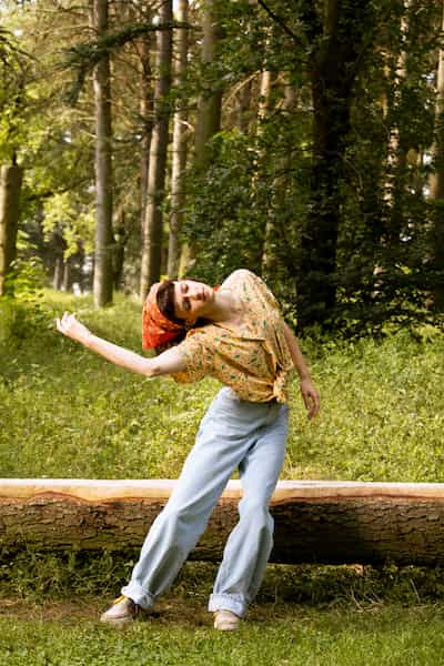 danseuse dans un parc à Lyon